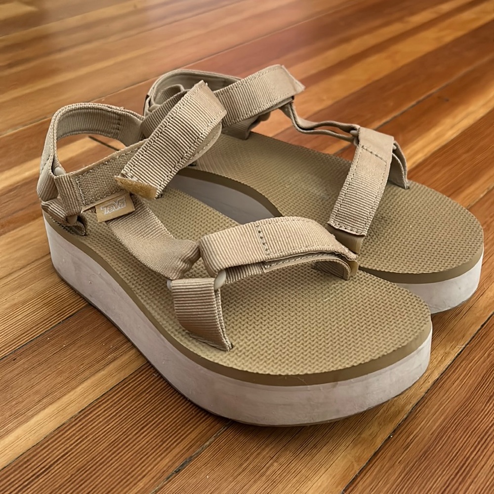 Tan tevas, they are the taller height